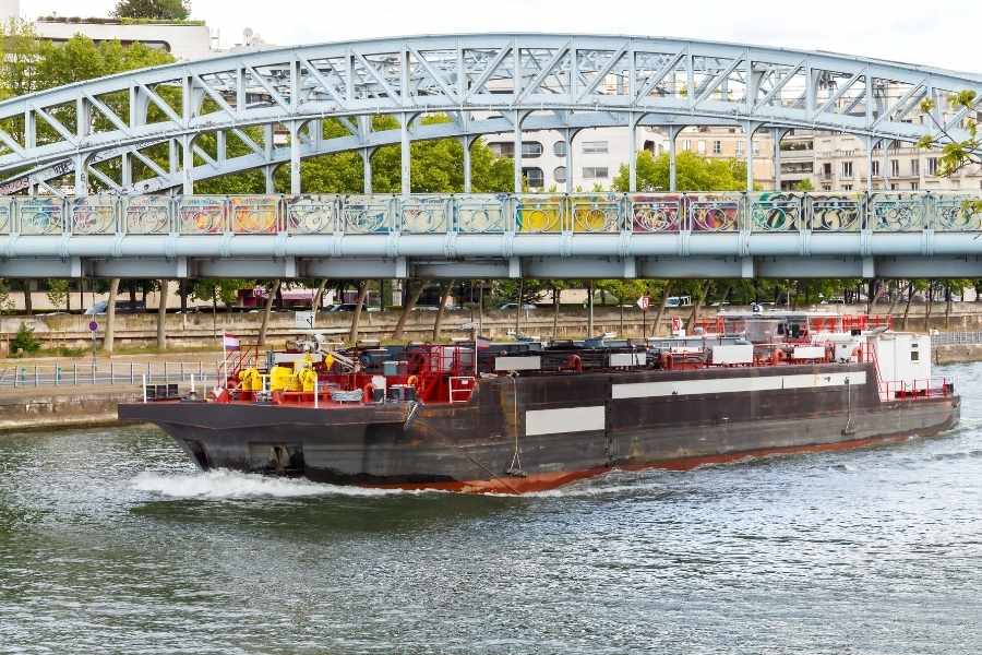 Transport fluvial de marchandises